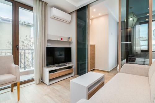*m&m* Modern & Multifunctional One Bedroom Apartment