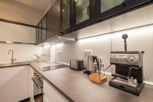 Sofia Dream Apartment - Designer Three Bedroom On Knyaz Boris