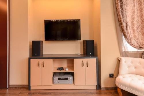 Sofia Dream Apartments - Jazzy Two Bedroom Suite