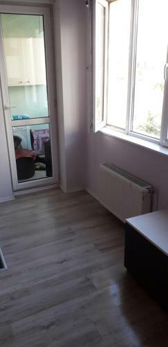 Small Luxury Apartment In A Top Location In Mladost 1a