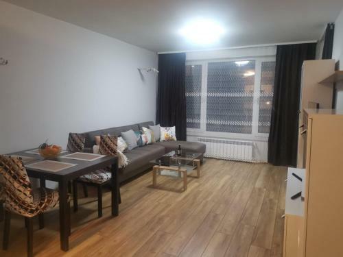 Lovely 1 Bedroom Apartment With Free Parking