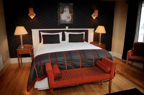 Benedicts Hotel