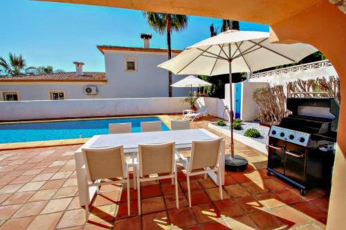 Naranja - Sea View Villa With Private Pool In Benissa