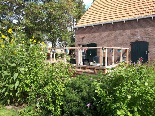 Apartamento ?in Oans Oefje? Parel In de Polder!