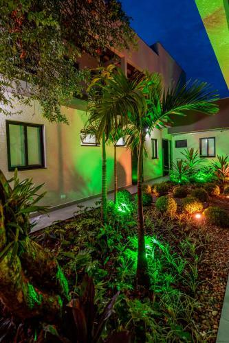 Hostal Pousada Jardim Do Lago