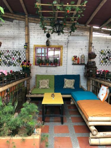 Casa Victoria Cafe-hostal