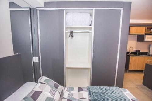 Apartamento Studio Andar Alto E Face Norte - All1611