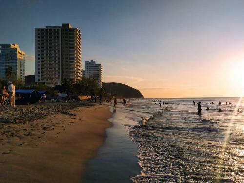 Apartamento Rodadero Sur Santa Marta Edificio Aragoa A 150 Metros Del Mar