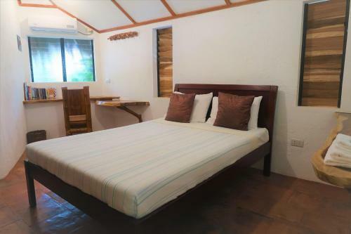 Hotel Villa Marmarine Beach Resort & Restaurant