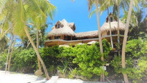 Hotel Villa Marmarine Beach Resort & Restaurant