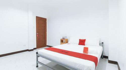 Reddoorz At Elicon Suites Tagbilaran