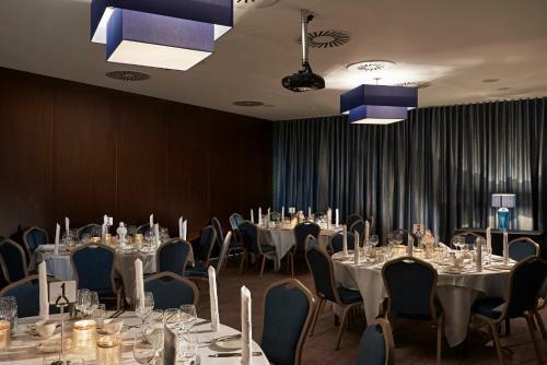 Hotel Village Urban Resort Aberdeen