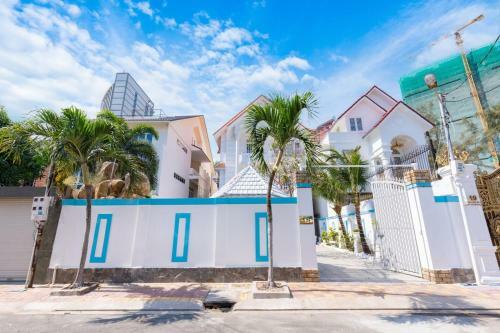 Villa Bi?t Th? H? B?i V?ng T�u C?c R?ng G?n Bi?n