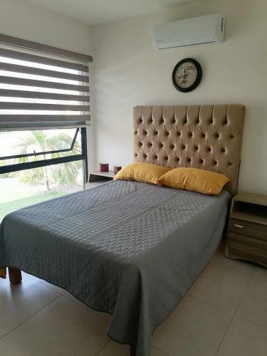Habitaci�n Con Ba�o Entrada Independientes C�moda