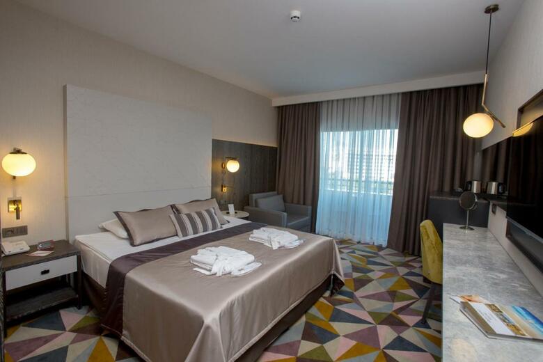 Hotel Fame Residence Lara & Spa