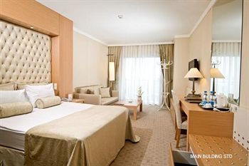 Hotel Amara Wing Resort