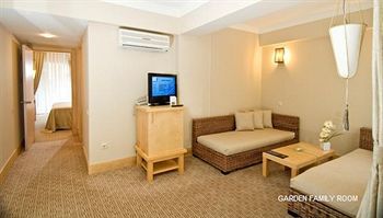 Hotel Amara Wing Resort