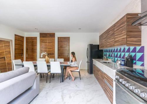 Private Rooftop With Plunge Pool And Fast Wifi Plus Free Parking