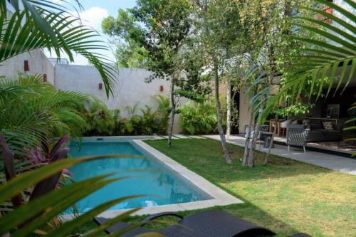 Modern Luxury Private Villa With Pool