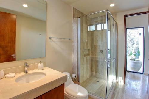 Apartamento Paramar Ve.1 Recamara, Con Balcon Hacia Las Calles de Aldea Zama