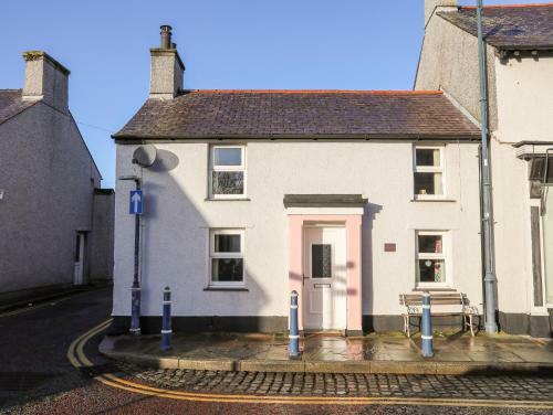 33 High Street