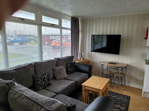 Cherry Park Chalets 43 Or 48