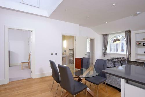 Destiny Scotland - St Andrew Square Apartments