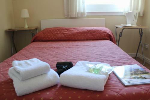 Hostal Marchfield Guest House
