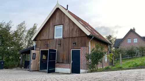 Hostal Bommelerhoeve B&B & Vakantiewoning
