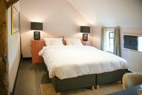 Bed & Breakfast De Heeren Van Tuil