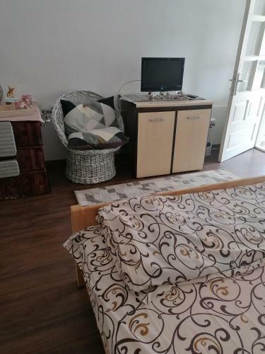Cazare La Tara �n Mandra, Jud Brasov