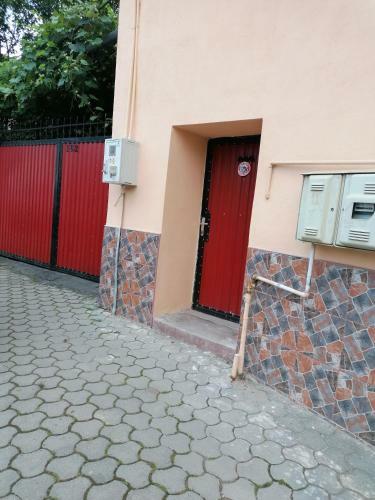 Cazare La Tara �n Mandra, Jud Brasov