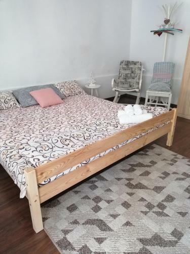 Cazare La Tara �n Mandra, Jud Brasov