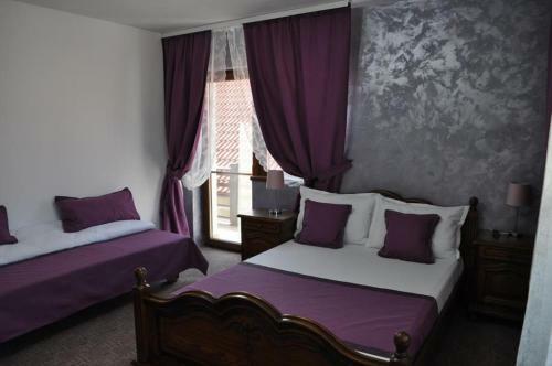 Hostal Casa Mucenic