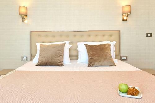 Beachfront Sea View Apartment Alezzi Spa Pools Beach Resort