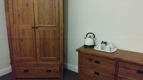 Hostal Roosecote Guest House