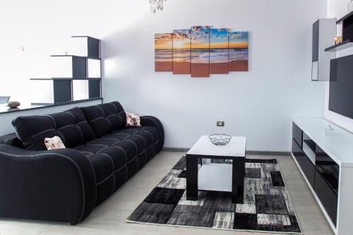 Apartament Alezzi Black&white 1