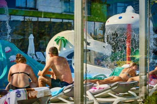 Apartamento Aquamarin 2bd Apt Spa N Pools Alezzi Beach Resort