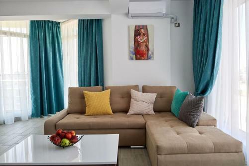 Sunshine 1 Br Apartment Spa N Pool Alezzi Beach Resort