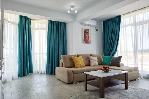 Sunshine 1 Br Apartment Spa N Pool Alezzi Beach Resort