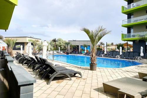 Apartamento Blue Aqua Studio Spa N Pool Alezzi Beach Resort