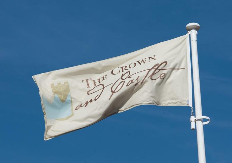 Hotel Crown And Castle