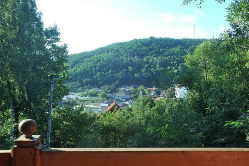 Villa Hillside Haven, Private Home Next To The Salt Mine