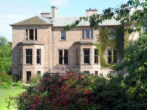 Hostal Cambo House