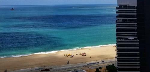 Apartamento Beira Mar Meireles A Um Passo Do Mar
