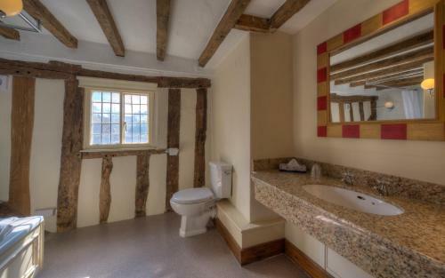 Dog & Partridge Hotel By Good Night Inns