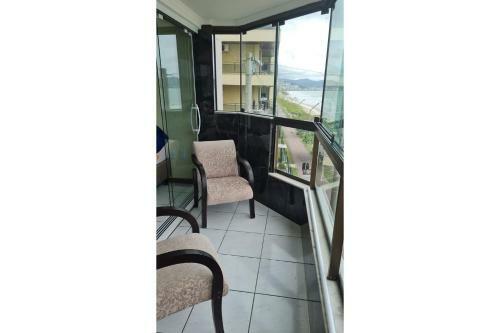 Apartamento Frente Mar Meia Praia