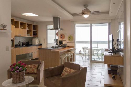 Lindo Apartamento Frente Para O Mar
