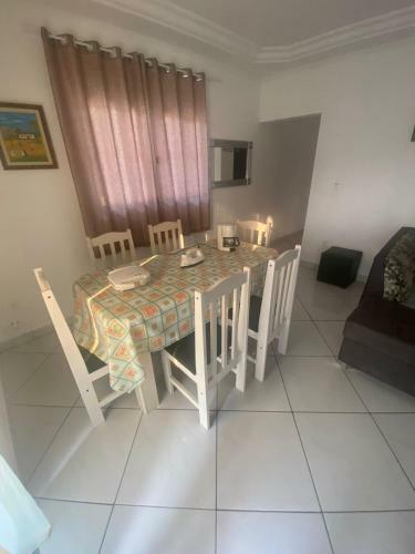 Casa Espa�osa No Guaruj� C/ 2 Dorm. E Churrasqueira