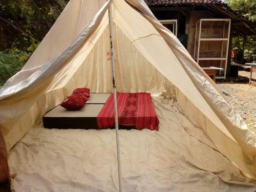 Hostal Watu Lumbung Culture Resort